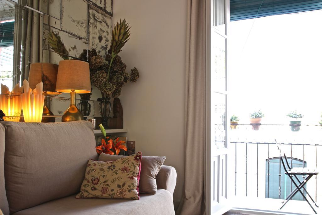 Eva Recommends Sentencia Apartamento Sevilha