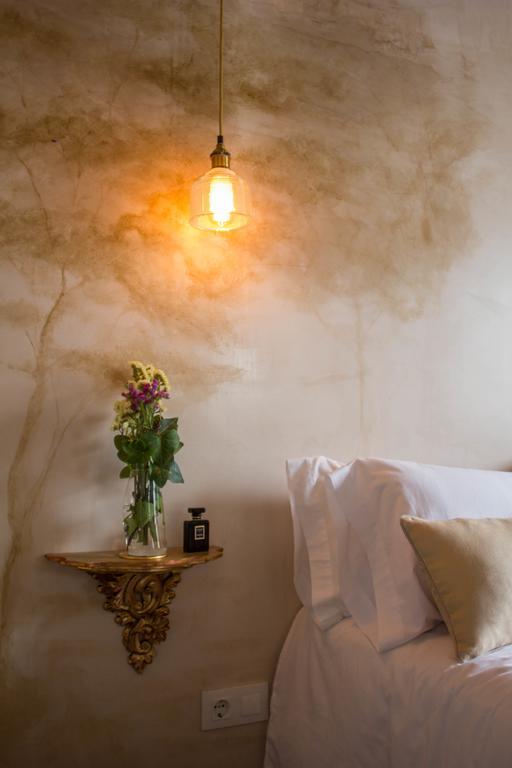 Eva Recommends Sentencia * Sevilha